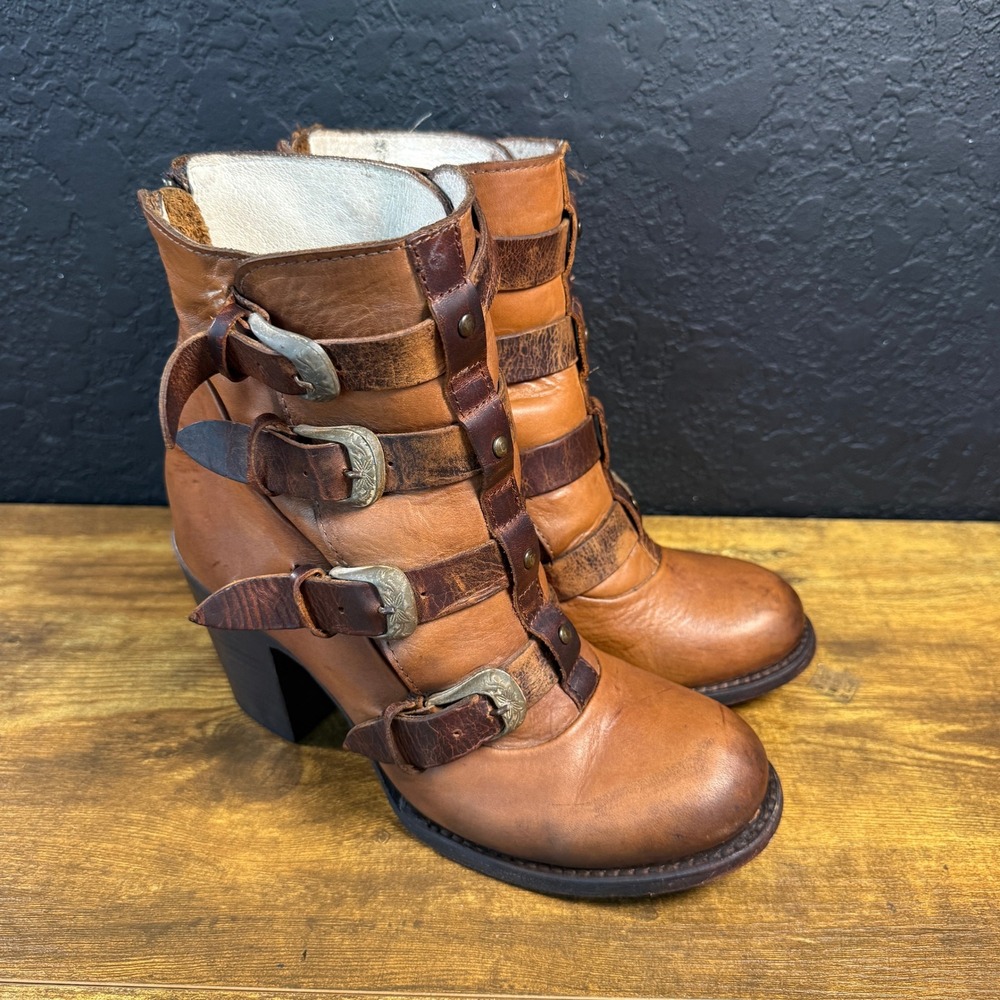 Freebird Bates FB-BATES Tan Leather Multi-Buckle Ankle Boots Womens Size 9